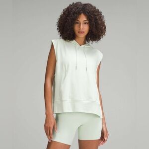 Lululemon sleeveless French terry vest in kohlrabi green size 6